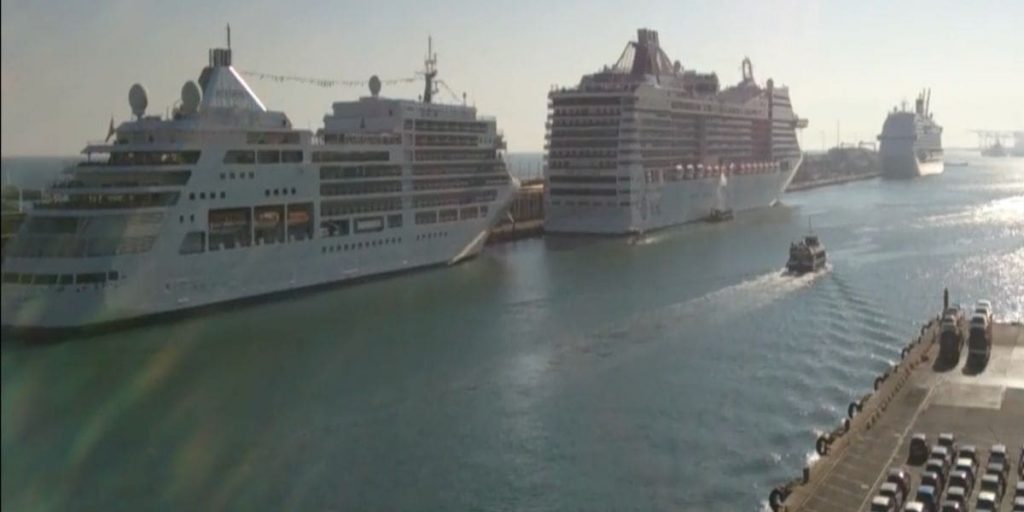 trabajar cruceros puerto Barcelona