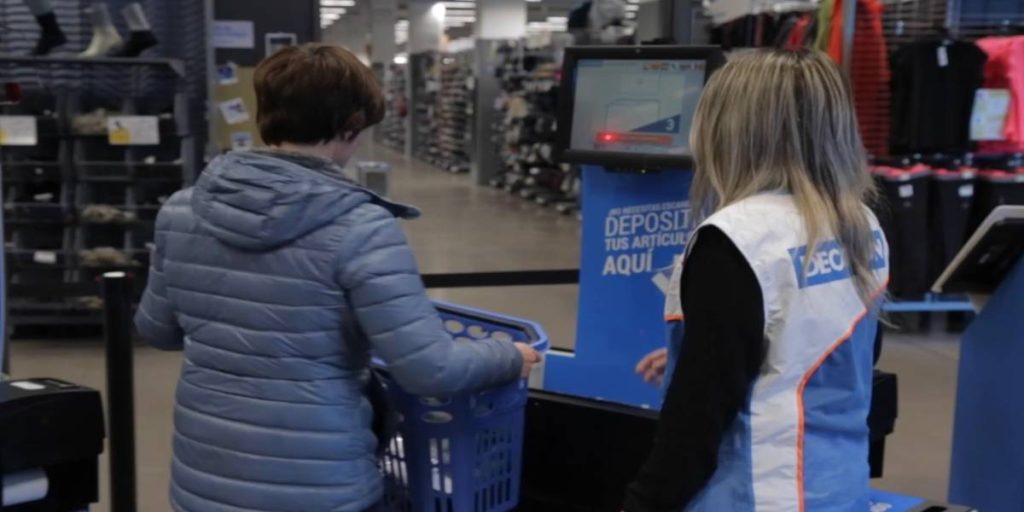 decathlon busca vendedores trabajar