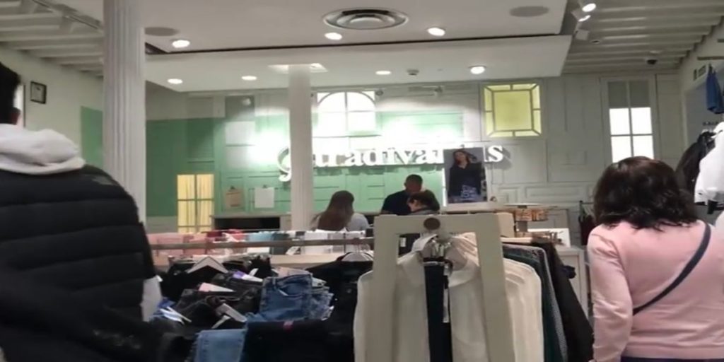 trabajar en stradivarius en rebajas