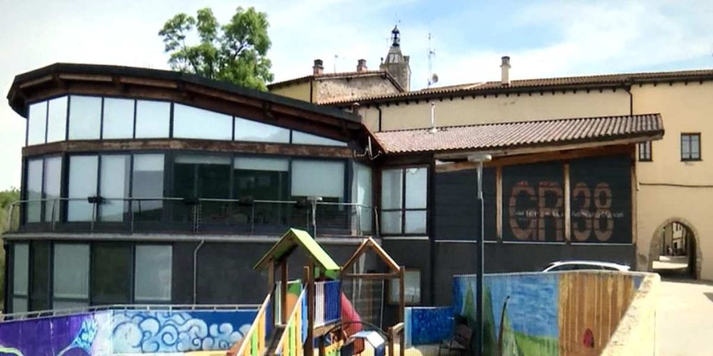 trabajo bar pueblo vasco