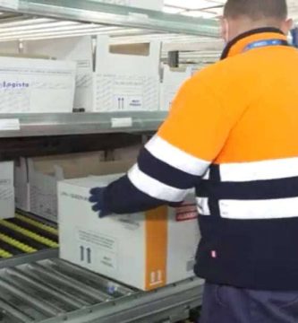 trabajar en almacén logista retail