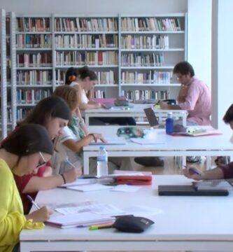 Becas Andalucía Segunda Oportunidad y Adriano