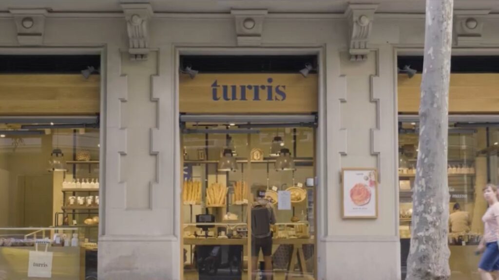 trabajar en la fábrica de Turris Panem