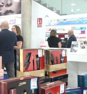 trabajar en droguerías en Navidad