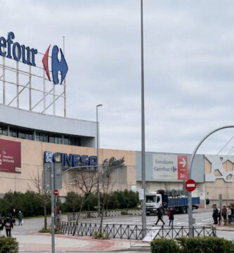 Trabaja en Carrefour en verano