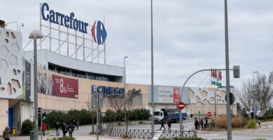 Trabaja en Carrefour en verano