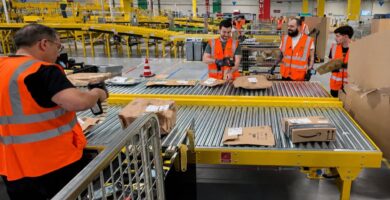 Cómo trabajar en los centros logísticos de Amazon